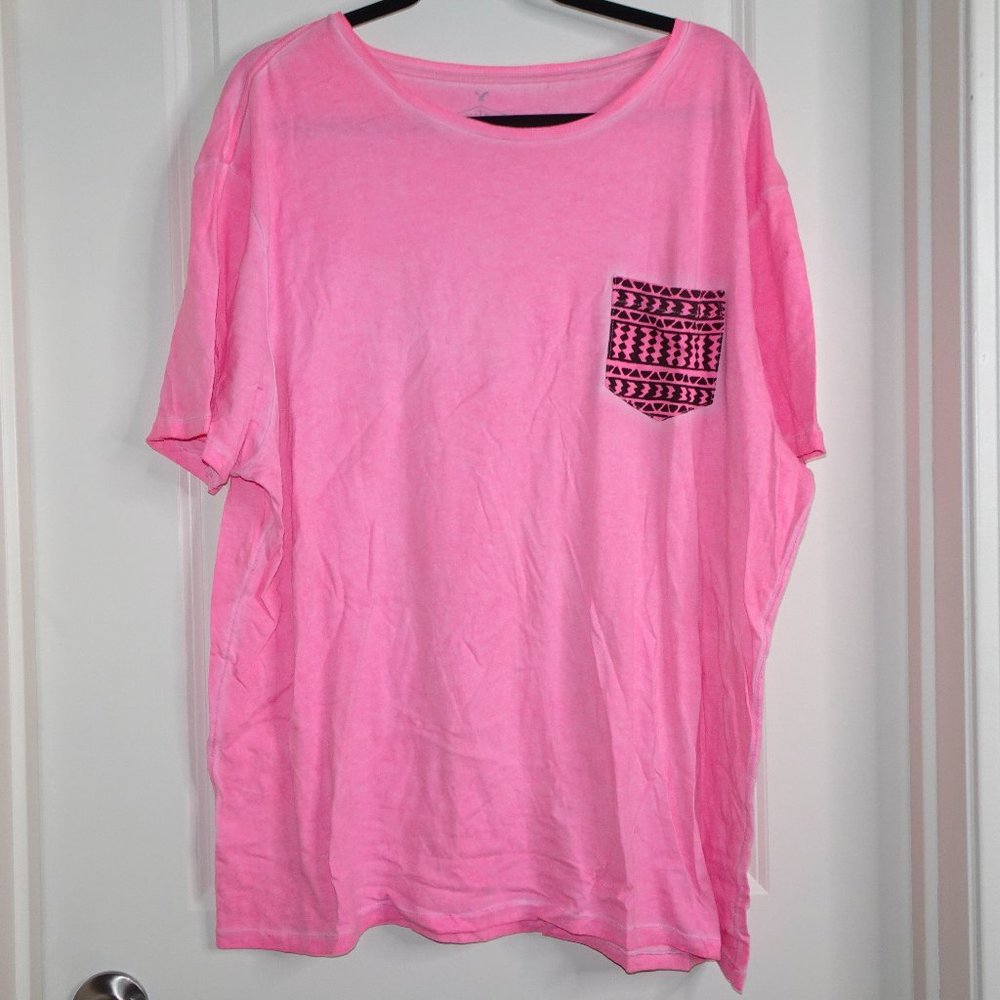 American Eagle Vintage Pink Pocket Tee